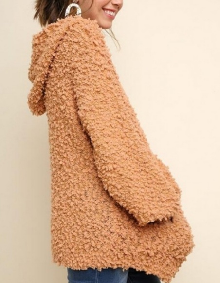 Umgee Young Contemporary Pull Over - Picture 2 of 2